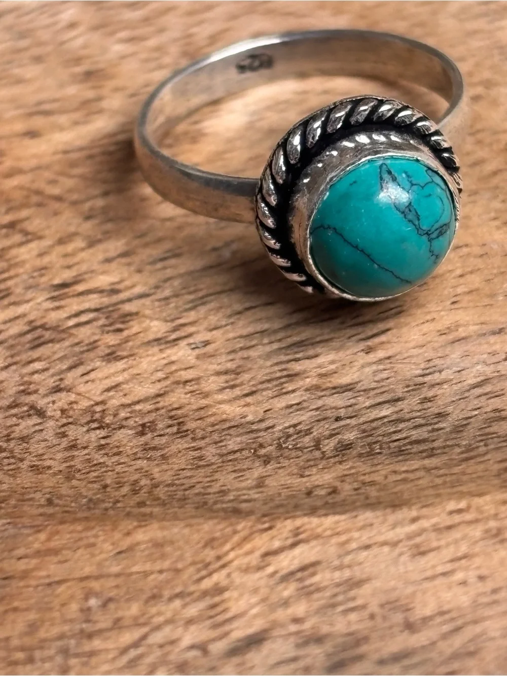 Silver plated Turquoise colored Rope-Edge Womens Ring - Size 6